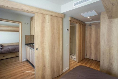 Comfy single ensuite bedroom close to Europa Park