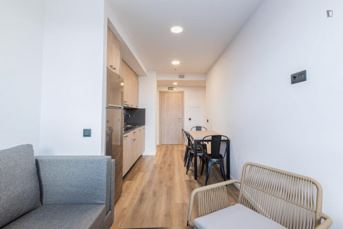 Bed in a twin bedroom with kitchen near Doctor Morales Park - Gallery - 6