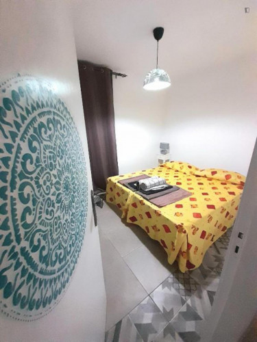 Enjoyable 1-bedroom flat within walking distance of the beaches