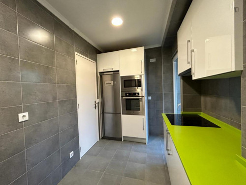 Shining 1 Bedroom apartment close to Praia do Tamariz - Gallery - 59
