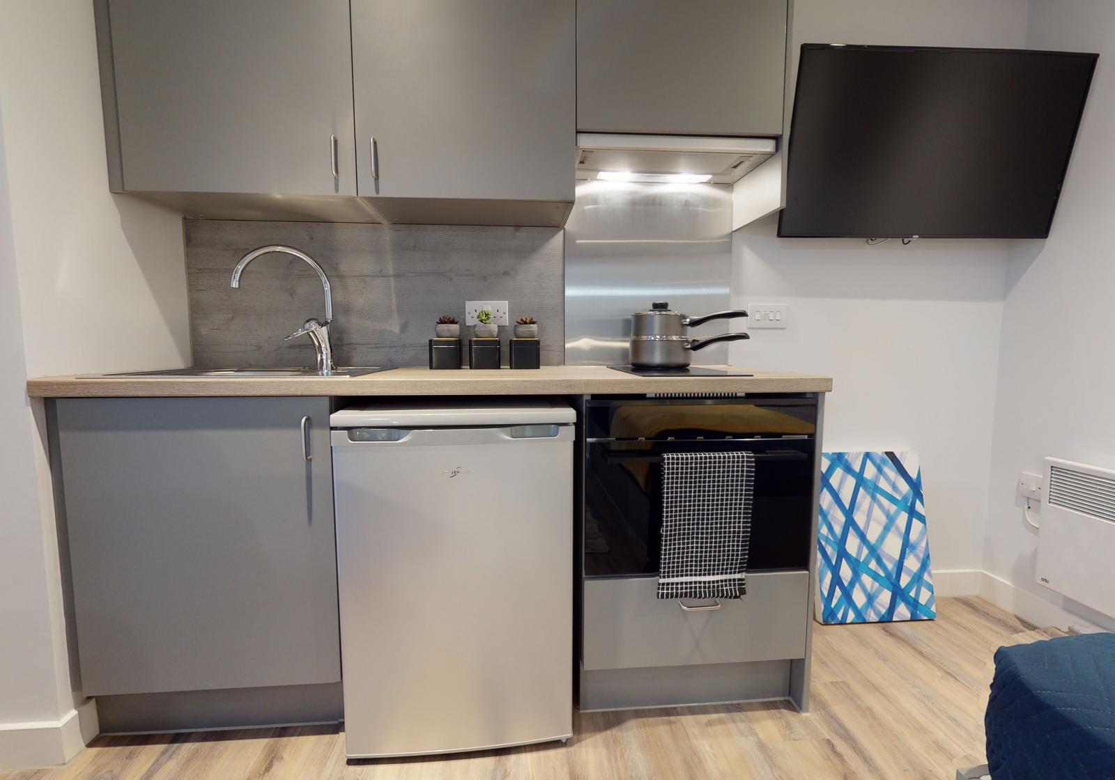  Silver Studio Plus  -  iQ Weaver Place  - Gallery -  3
