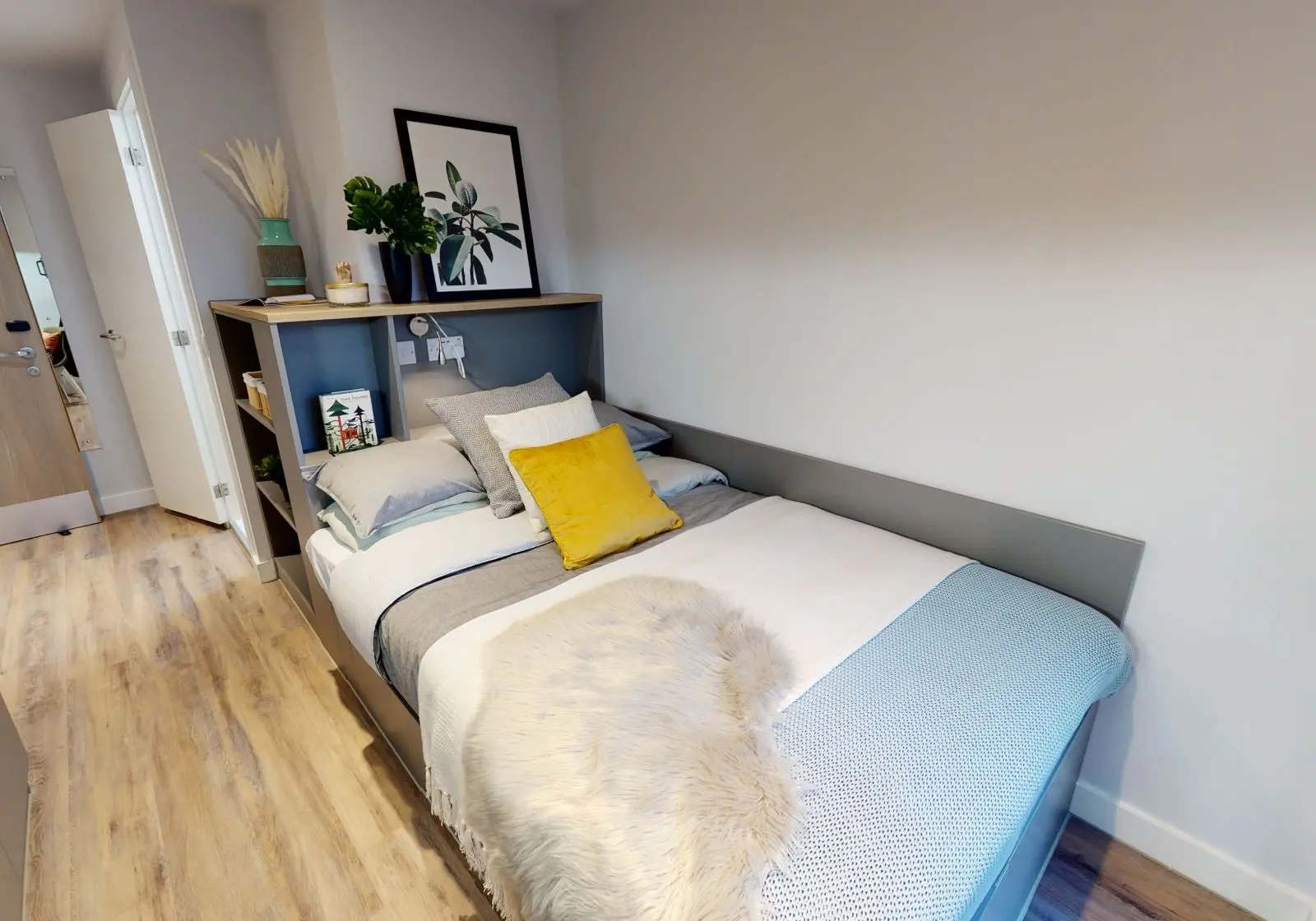  Platinum En-Suite Plus  -  iQ Weaver Place  - Gallery -  1