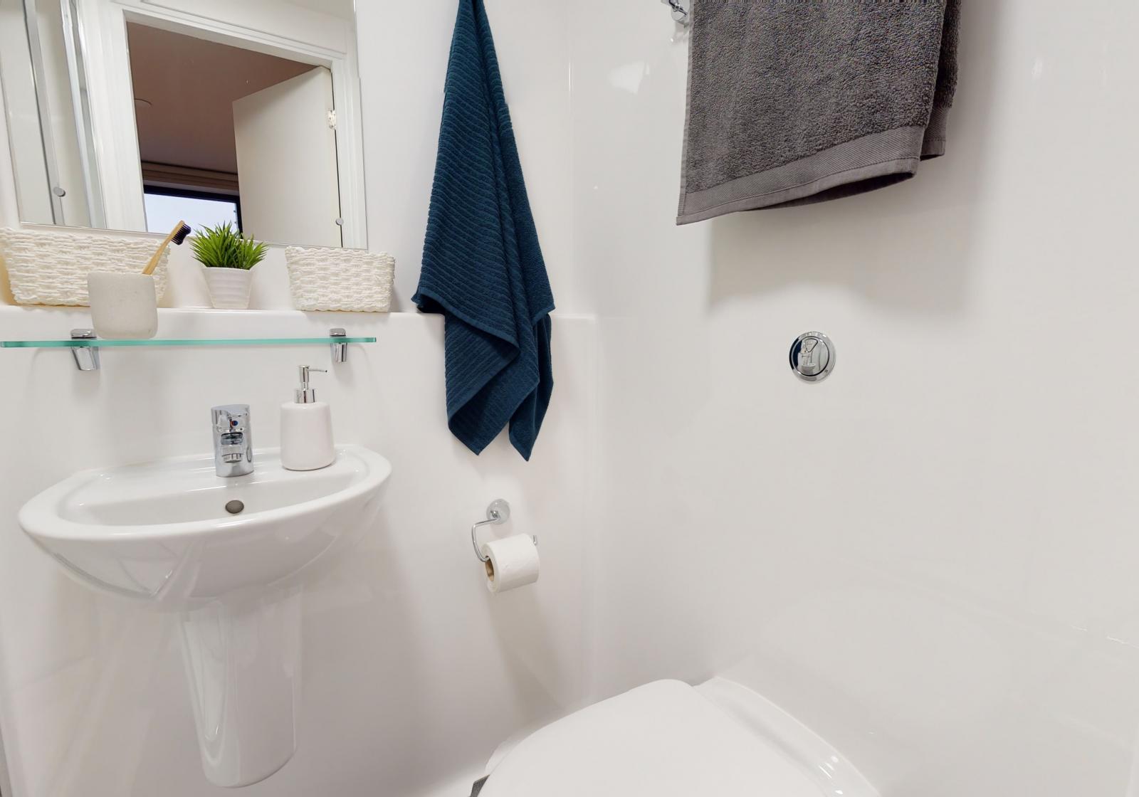  Gold Studio Plus  -  iQ Weaver Place  - Gallery -  5