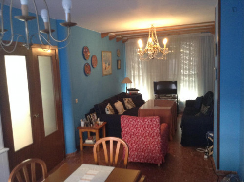Casa soleada en calle tranquila junto al Palacio de Congresos FIBES - Gallery - 10