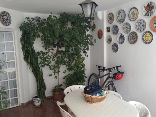 Casa soleada en calle tranquila junto al Palacio de Congresos FIBES