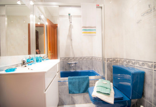 Double bedroom in 3-bedroom apartment  - Gallery -  3