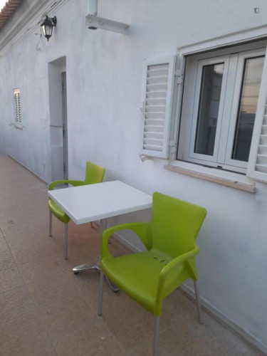 Comfy studio with an outdoor area