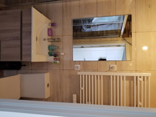 Comfy double bedroom near Parque Amate - 1 de Mayo