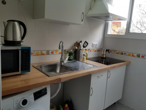 Comfy double bedroom near Parque Amate - 1 de Mayo