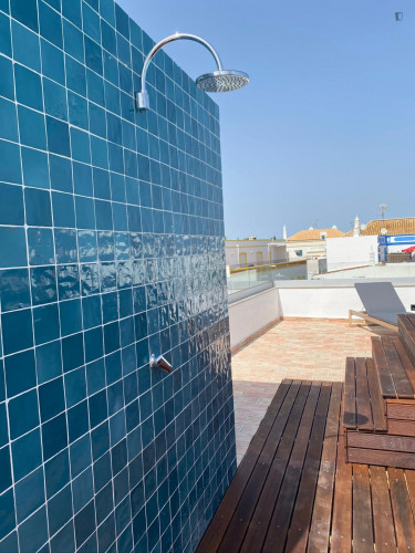 Vibrant Two Bedroom Apartment close to Praia do Barril