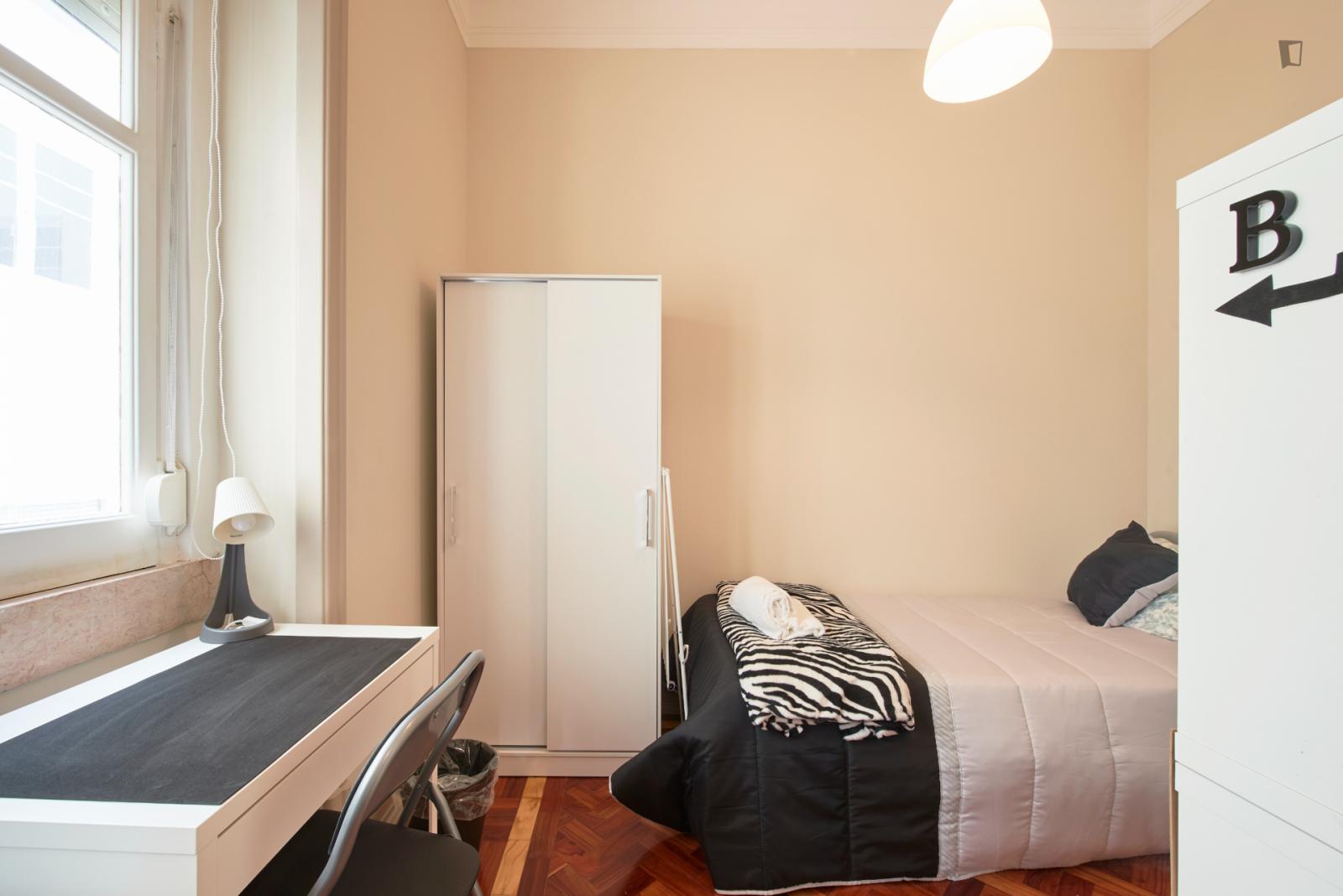 Bed In Twin Bedroom In Saldanha  -  Bed in twin bedroom in Saldanha  - Gallery -  1