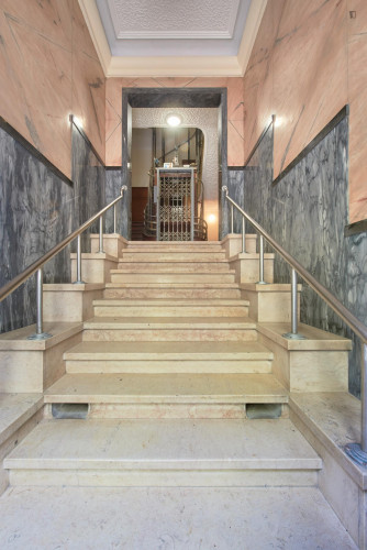 Humble single bedroom very close to Saldanha metro station - Gallery - 22
