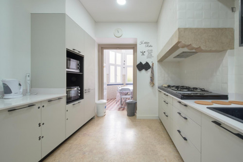 Humble single bedroom very close to Saldanha metro station - Gallery - 39