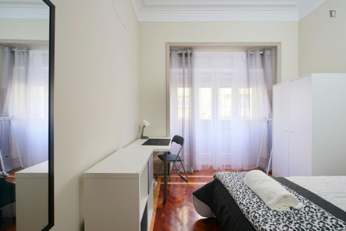 Snug single bedroom with balcony in proximity to the Atrium Saldanha