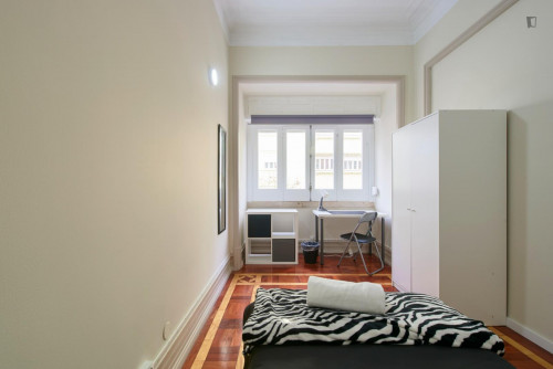 Inviting single bedroom a short walk from Saldanha metro station - Gallery - 6