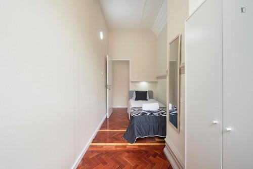 Pleasant single bedroom in Saldanha