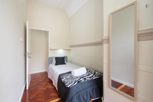 Pleasant single bedroom in Saldanha