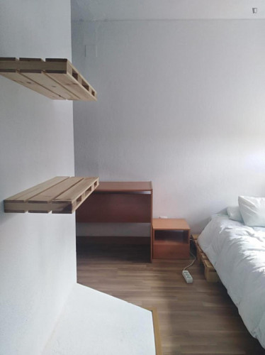 Single bedroom with private bathroom (suite) - Gallery - 7