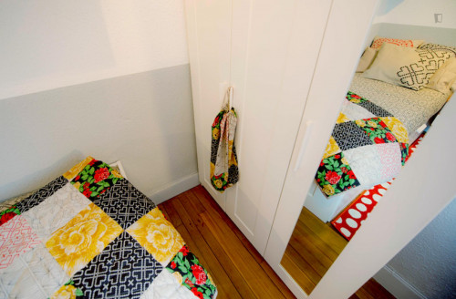 Comfy twin bedroom in a quiet 3-bedroom flat, close to University of Deusto - Gallery - 14