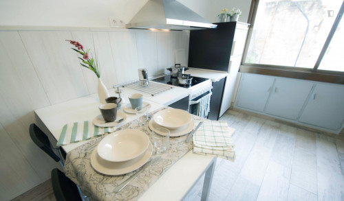Comfy twin bedroom in a quiet 3-bedroom flat, close to University of Deusto - Gallery - 8
