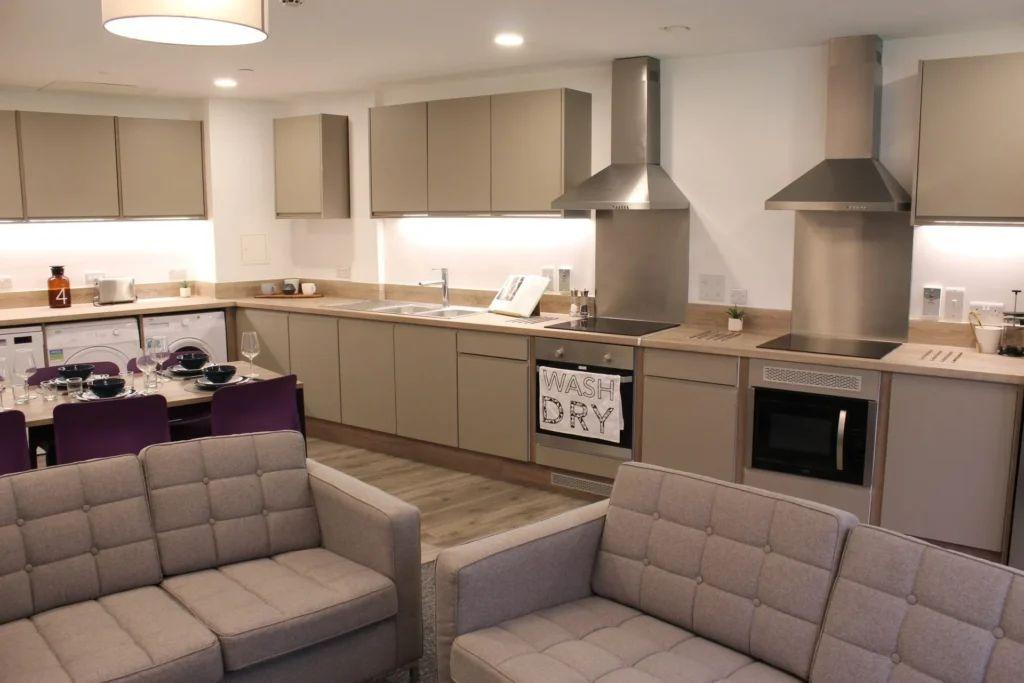 Standard En Suite Penthouse - 33