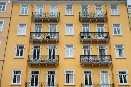 Pleasant double bedroom near the Arroios metro