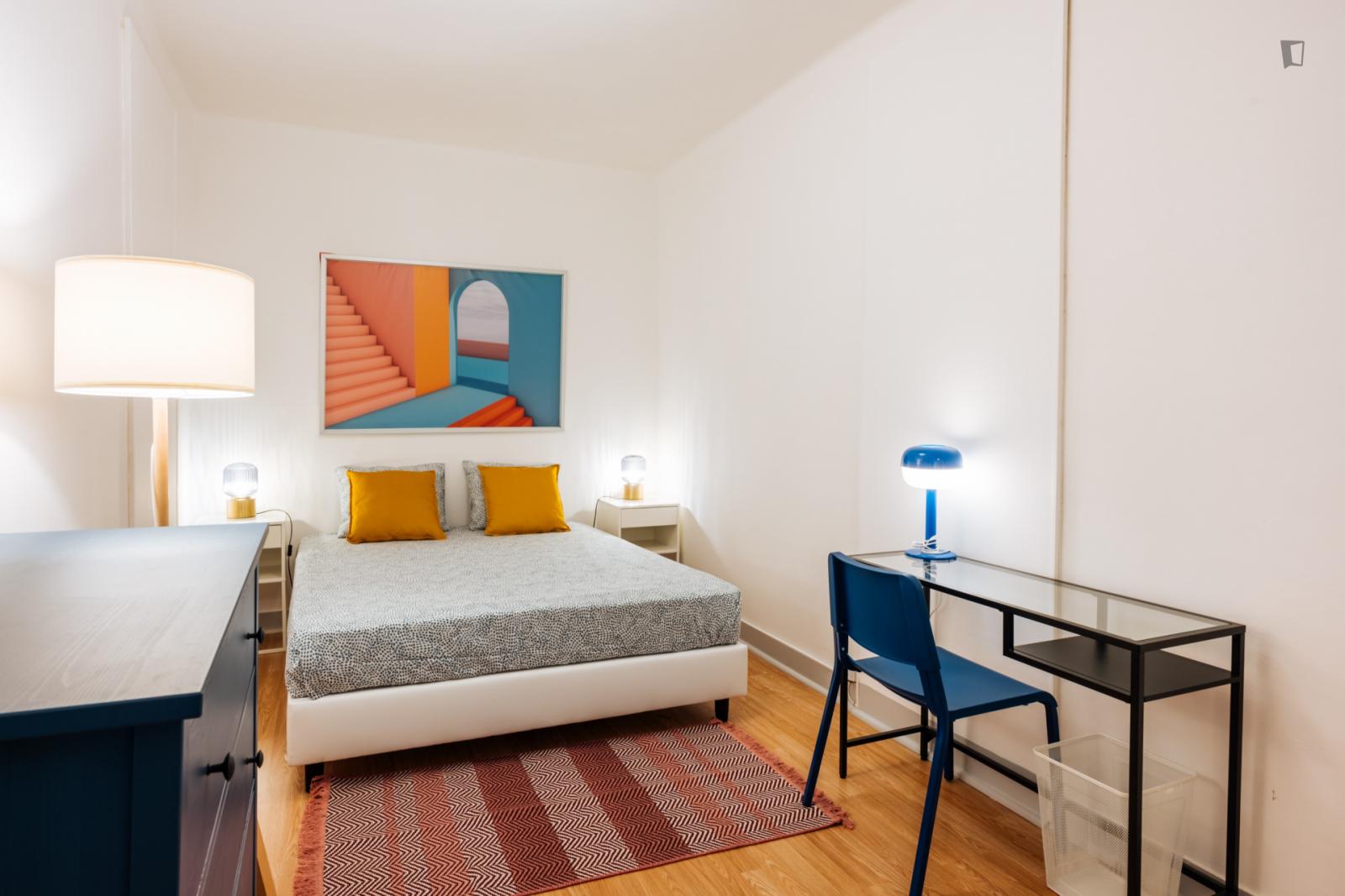Pleasant Double Bedroom Near The Arroios Metro - Pleasant double bedroom near the Arroios metro - Gallery - 1