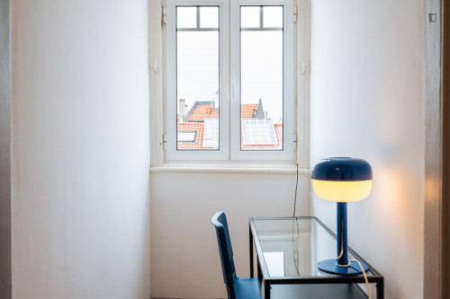 Appealing double bedroom in Arroios - Gallery - 10