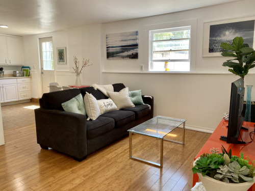 Charming near the Memorial Open Air Theatre Apartment  - Gallery -  5