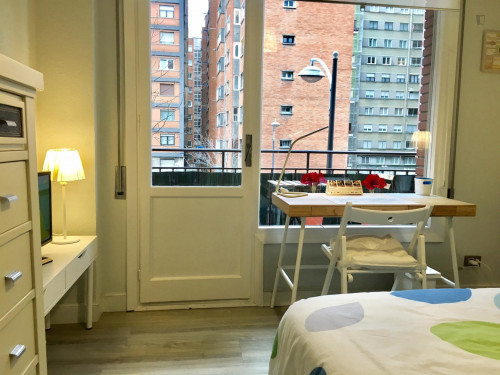 Nice single bedroom in a 7-bedroom apartment near Latorre General Plaza - Gallery - 29