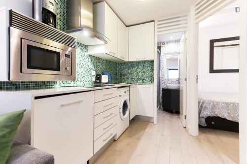Luminous 1-bedroom flat next to Santos train station - Gallery - 6