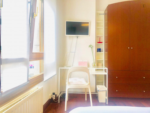 Wonderful double ensuite bedroom in a 4-bedroom apartment near Plaza de la Convivencia - Gallery - 22