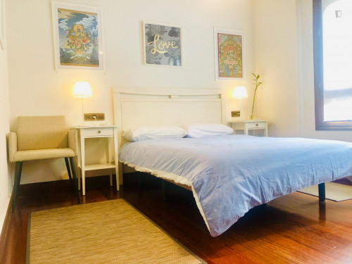 Wonderful double ensuite bedroom in a 4-bedroom apartment near Plaza de la Convivencia - Gallery - 14