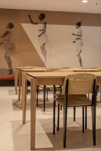 Bed in a charming twin ensuite bedroom, in Iturrama