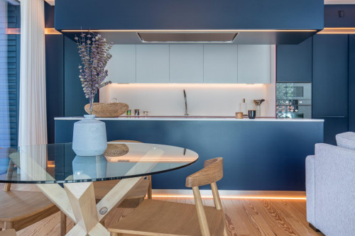 Refined 2-bedroom apartment next to Cascais train station - Gallery - 12