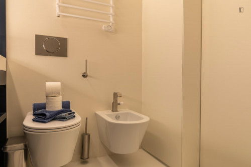 Refined 2-bedroom apartment next to Cascais train station - Gallery - 11
