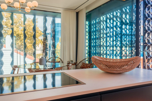 Refined 2-bedroom apartment next to Cascais train station