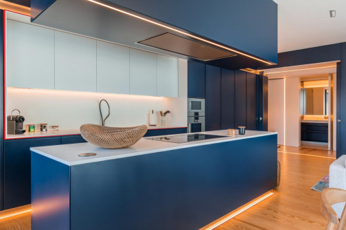Refined 2-bedroom apartment next to Cascais train station - Gallery - 40