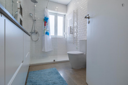 Inviting 2-bedroom apartment in sunny Cascais