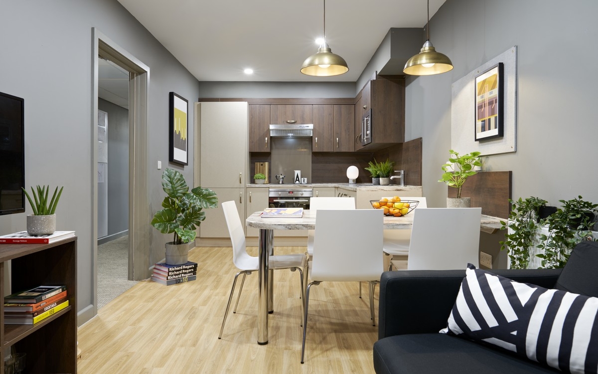  Giles Apartment (2 Bedroom)  -  Student Castle Lincoln  - Gallery -  2