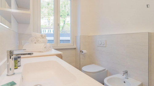 Pleasant 1-bedroom apartment with balcony in proximity to Como Lago train station - Gallery - 9