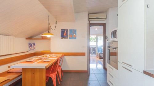 Spacious 3-bedroom apartment next to Giardini del Tempio Voltiano