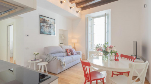 Comfy one.bedroom flat close to Basilica di San fedele - Gallery - 20