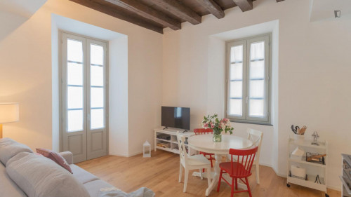 Comfy one.bedroom flat close to Basilica di San fedele