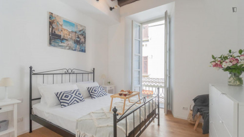 Comfy one.bedroom flat close to Basilica di San fedele - Gallery - 18