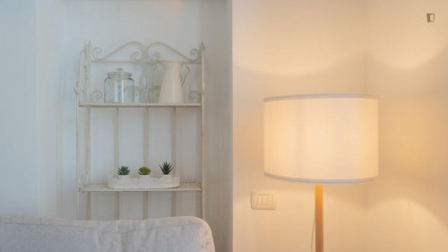 Comfy one.bedroom flat close to Basilica di San fedele - Gallery - 11