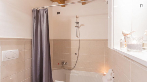Bright 2-bedroom apartment close to Como Lago train station - Gallery - 8