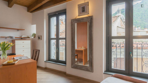 Bright 2-bedroom apartment close to Como Lago train station - Gallery - 19