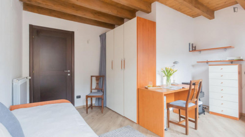 Bright 2-bedroom apartment close to Como Lago train station - Gallery - 14