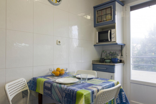 Super cool single bedroom in Santutxu - Gallery - 11